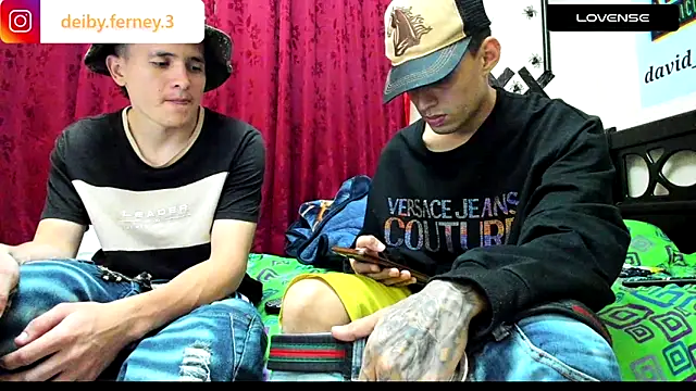 Snapshot of davidlatin66 chatting on December 9, 2024, 4:23 am davidlatin66 online show from December 9, 2024, 4:23 am