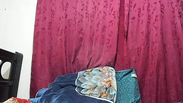 Snapshot of davidlatin66 chatting on October 8, 2025, 12:08 am davidlatin66 online show from October 8, 2025, 12:08 am