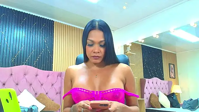 BARBIE BROWNN online show from March 11, 2026, 2:01 pm