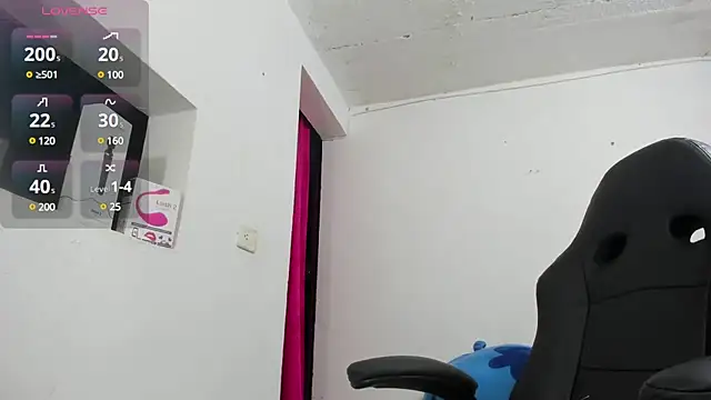 susy bigboobs online show from December 3, 2024, 8:38 am