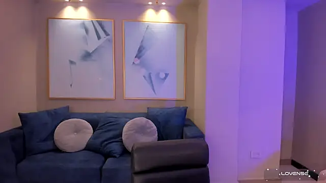 EveBensonX online show from March 1, 2025, 3:49 pm