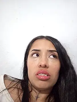 Snapshot of Sofia_888 chatting on February 1, 2026, 3:38 am Sofia 888 online show from February 1, 2026, 3:38 am