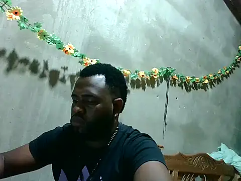 2ocmaxi online show from September 11, 2025, 2:55 am