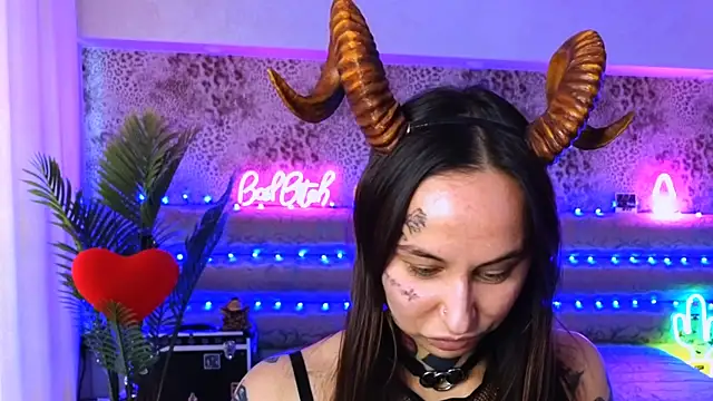 Cool Freak  online show from March 16, 2025, 9:27 am