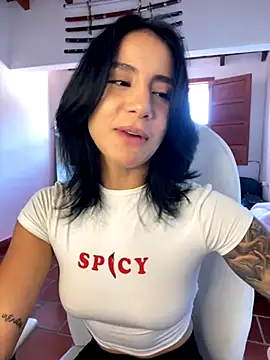 Snapshot of Ale_Lewis chatting on September 13, 2025, 2:06 pm Ale Lewis online show from September 13, 2025, 2:06 pm