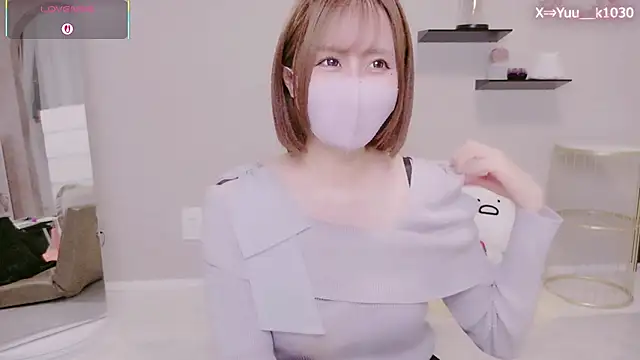 Snapshot of Yuu__k chatting on March 3, 2026, 2:01 pm Yuu k online show from March 3, 2026, 2:01 pm