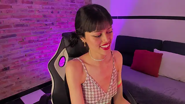  Jessy Moon  online show from February 8, 2025, 7:38 pm