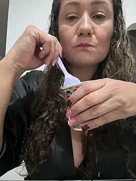 gabiTetas online show from March 3, 2026, 10:59 pm