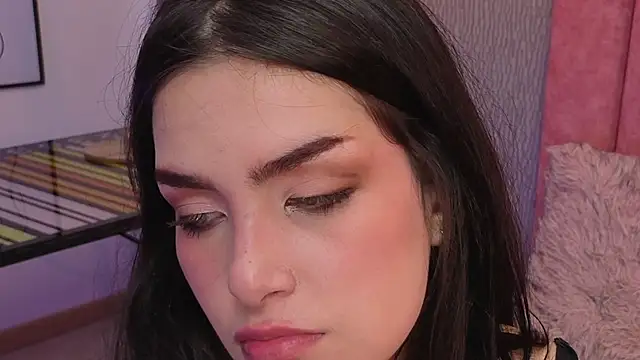 Snapshot of Alexa_Thaylor_ chatting on May 1, 2026, 6:12 pm Alexa Thaylor online show from May 1, 2026, 6:12 pm