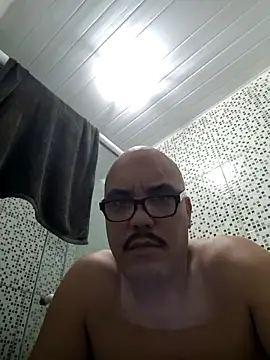 Snapshot of RobertoBuzios22 chatting on March 22, 2025, 9:53 pm RobertoBuzios22 online show from March 22, 2025, 9:53 pm