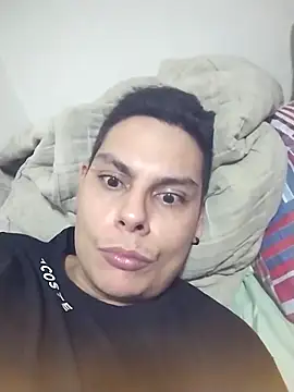 Snapshot of Advogato_69 chatting on October 28, 2025, 4:05 am Advogato 69 online show from October 28, 2025, 4:05 am