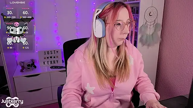 JustKerry online show from November 13, 2025, 11:31 am