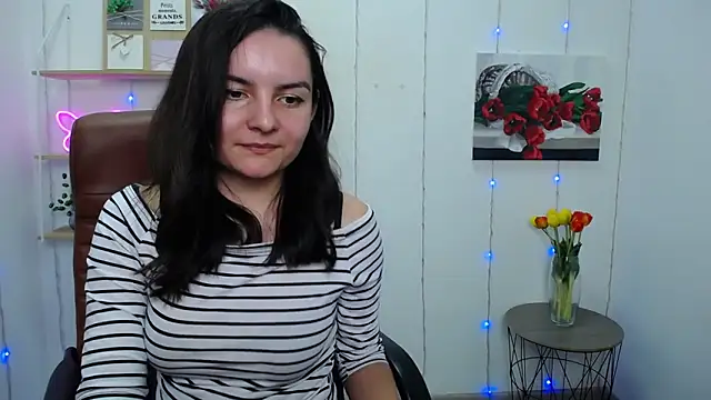 JasmineAsha online show from March 19, 2025, 4:34 pm