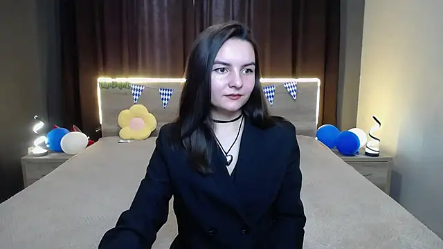 JasmineAsha online show from October 6, 2025, 7:17 am