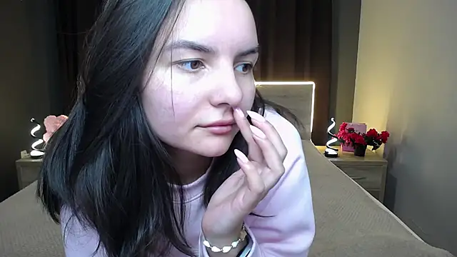 Snapshot of JasmineAsha chatting on January 18, 2026, 7:34 am JasmineAsha online show from January 18, 2026, 7:34 am