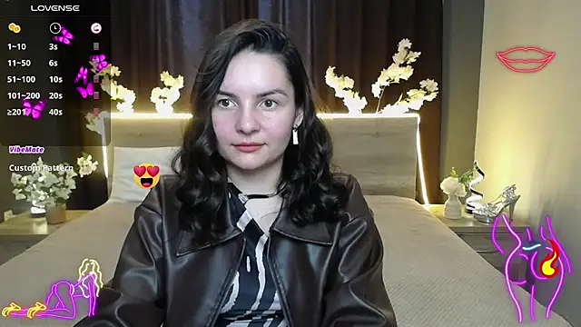 Snapshot of JasmineAsha chatting on May 3, 2026, 7:25 am JasmineAsha online show from May 3, 2026, 7:25 am
