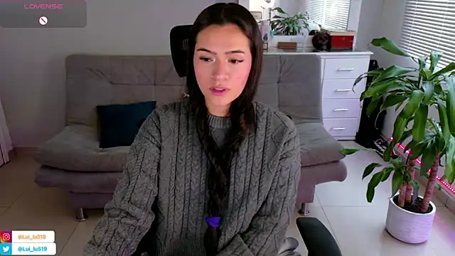 ImLui lu online show from February 22, 2025, 8:20 pm