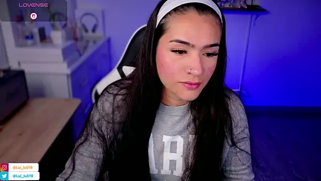 ImLui lu online show from October 21, 2025, 5:52 am