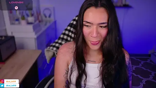 ImLui lu online show from November 19, 2025, 4:51 pm