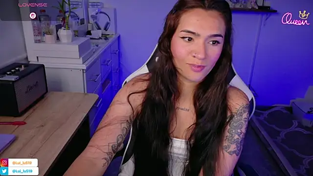 Snapshot of ImLui_lu chatting on February 10, 2026, 10:58 pm ImLui lu online show from February 10, 2026, 10:58 pm