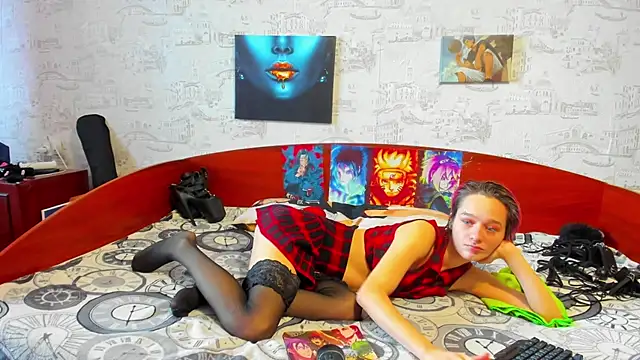 KagamiTayga online show from February 6, 2025, 8:29 am