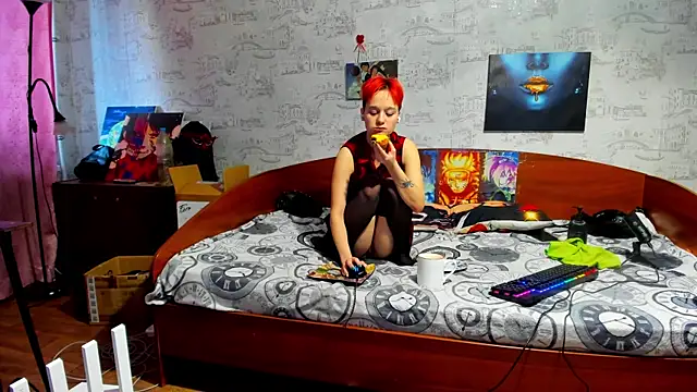 KagamiTayga online show from February 26, 2026, 4:44 am