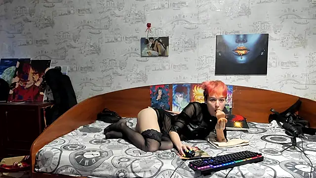 Snapshot of KagamiTayga chatting on March 25, 2026, 2:50 am KagamiTayga online show from March 25, 2026, 2:50 am