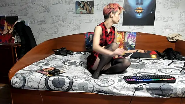 Snapshot of KagamiTayga chatting on April 3, 2026, 2:53 am KagamiTayga online show from April 3, 2026, 2:53 am