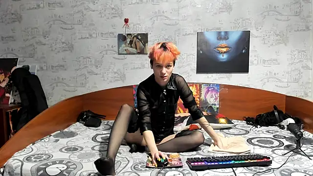 Snapshot of KagamiTayga chatting on April 9, 2026, 2:55 am KagamiTayga online show from April 9, 2026, 2:55 am