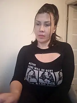 ROXOLANAA SEXY online show from May 12, 2026, 5:21 pm