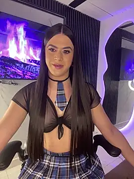 Snapshot of Naughtysofiaa chatting on June 30, 2026, 12:11 am Naughtysofiaa online show from June 30, 2026, 12:11 am
