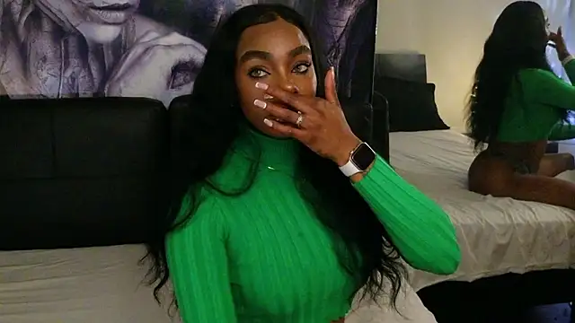 Snapshot of emely_brandon chatting on February 26, 2026, 1:04 am emely brandon online show from February 26, 2026, 1:04 am