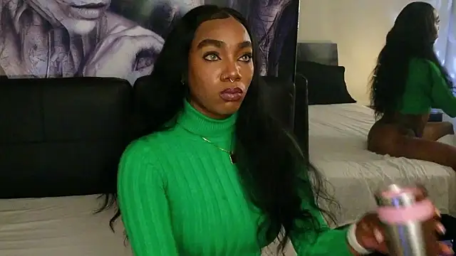 Snapshot of emely_brandon chatting on February 26, 2026, 11:15 pm emely brandon online show from February 26, 2026, 11:15 pm