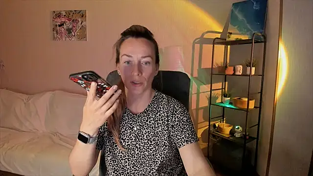 RebeccaMartinez online show from September 14, 2025, 10:58 am