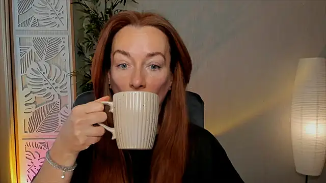 Snapshot of RebeccaMartinez chatting on March 15, 2026, 6:19 am RebeccaMartinez online show from March 15, 2026, 6:19 am