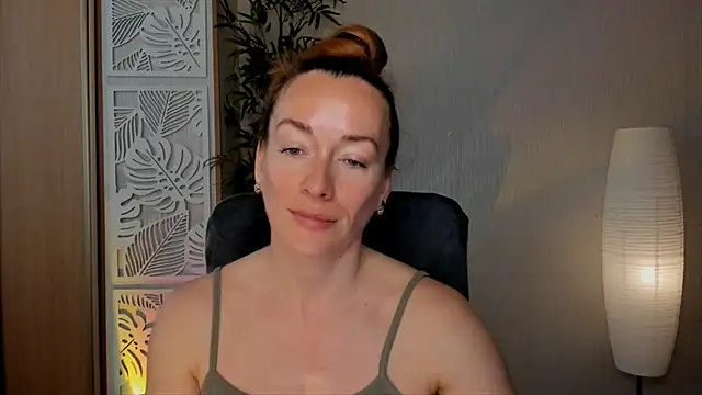 Snapshot of RebeccaMartinez chatting on May 11, 2026, 5:46 am RebeccaMartinez online show from May 11, 2026, 5:46 am