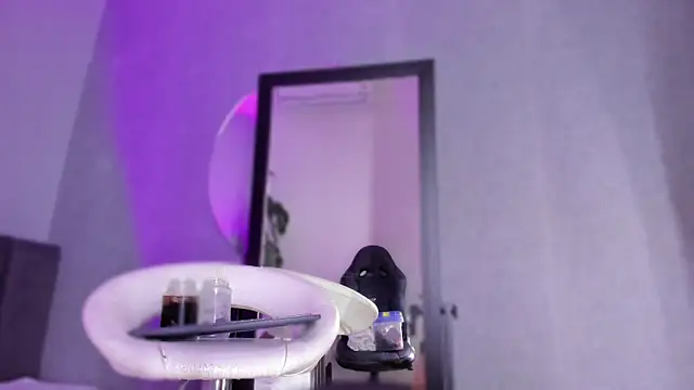 babepolly online show from February 14, 2025, 10:38 am