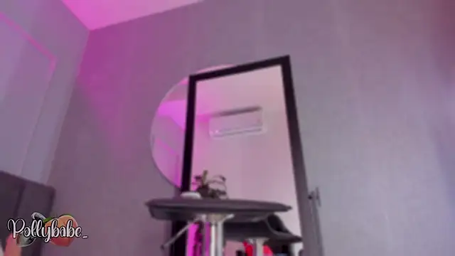 babepolly online show from December 3, 2025, 10:24 am