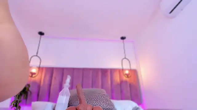 babepolly online show from April 7, 2026, 10:15 am