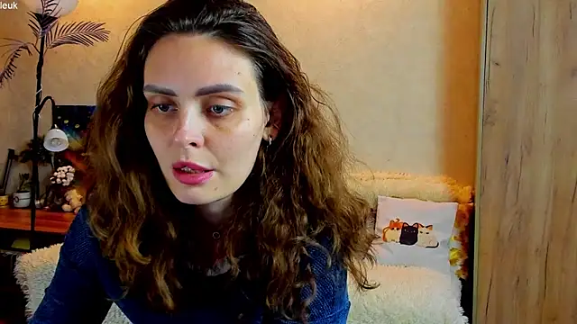 mia grantes online show from October 12, 2025, 6:07 pm