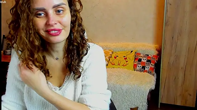mia grantes online show from October 17, 2025, 6:10 pm