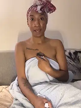 Iceblanca online show from October 27, 2025, 11:25 am