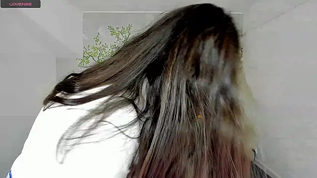 Snapshot of Linda_EX chatting on March 15, 2025, 8:10 pm Linda EX online show from March 15, 2025, 8:10 pm