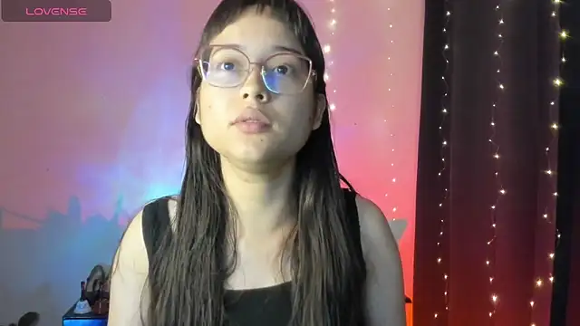 shantalc3rezo online show from September 17, 2025, 5:58 pm