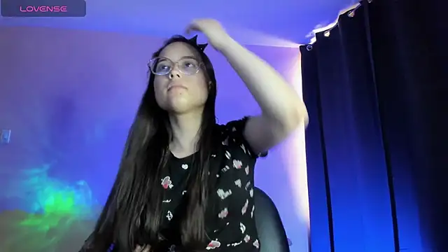 shantalc3rezo online show from November 6, 2025, 8:32 pm