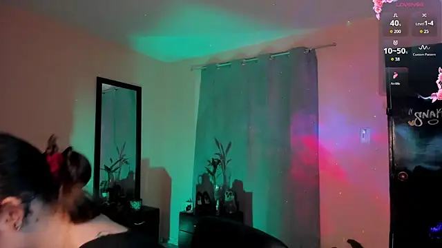 shantalc3rezo online show from February 18, 2026, 7:54 pm