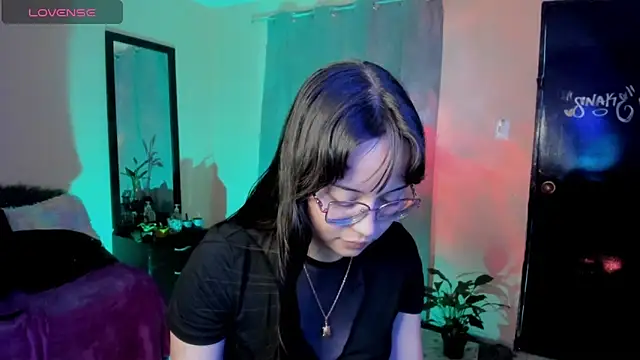 shantalc3rezo online show from February 20, 2026, 8:53 pm