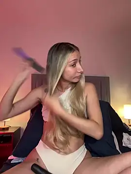 DanikRosse online show from February 24, 2026, 3:15 am