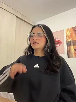 Cat2525 online show from March 11, 2026, 1:33 am