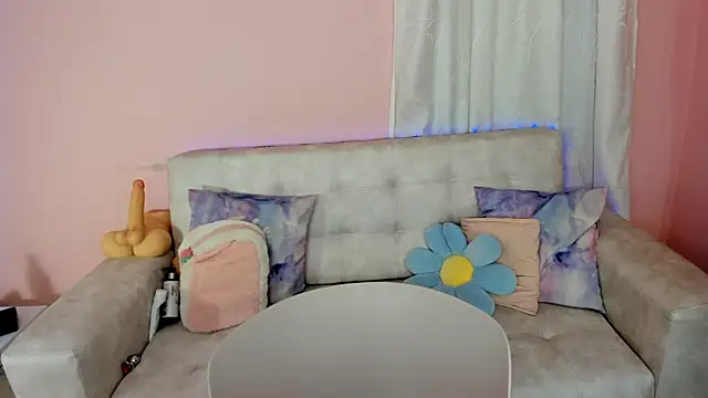 Snapshot of tinysara chatting on March 6, 2025, 4:49 pm tinysara online show from March 6, 2025, 4:49 pm